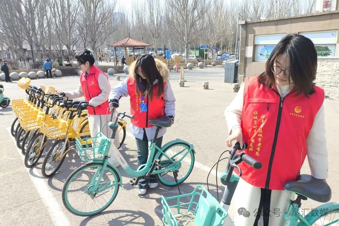 志愿青春在行动 |数媒学子 践行雷锋精神，传递文明薪火