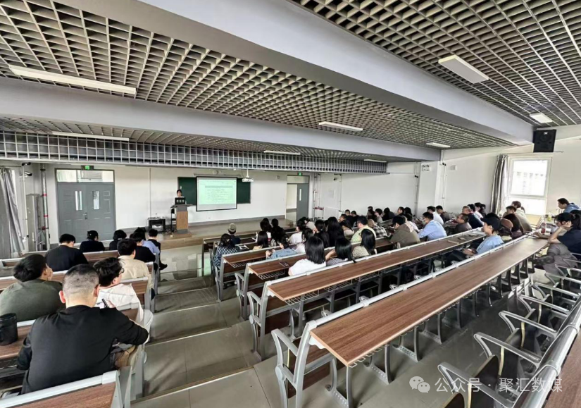 深耕规范育英才 细研答辩谱新章 | 数媒 学院开展毕业论文指导与教师答辩工作专项培训会